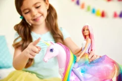Barbie GWM78 - Dreamtopia Magisches Zauberlicht Einhorn Mit Berührungsfunktion, Licht Und Sound, Puppen Spielzeug Und Puppenzubehör Ab 3 Jahren, Reduzierte Verpackung -Kinderspielzeug Rabatte 45ebdad8fc1a603be6f67b3588d570c1