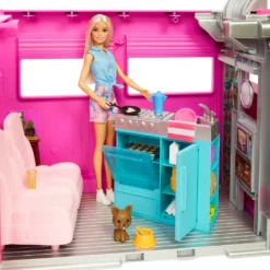 Barbie Super Abenteuer-Camper Fahrzeug, 76 Cm Groß Mit Pool, Rutsche Und über 60 Zubehörteilen -Kinderspielzeug Rabatte de1c9bf99ef548d47a694aadab08c03b